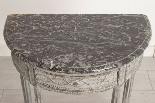 19TH CENTURY PAINTED FRENCH CONSOLE TABLE WITH MARBLE TOP - ADDITIONAL PHOTO 1