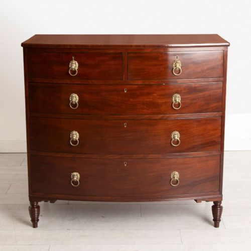 VICTORIAN MAHOGANY BOW FRONT CHEST OF DRAWERS WITH LION HEAD HANDLES TURNED LEGS - ADDITIONAL PHOTO 1