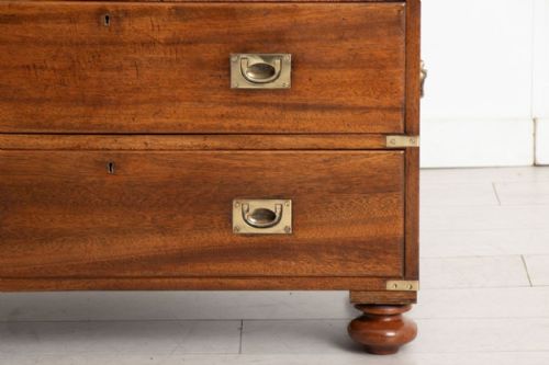 ANTIQUE MILITARY CAMPAIGN CHEST OF DRAWERS IN MAHOGANY WITH BRASS FITTINGS C1900 - ADDITIONAL PHOTO 5