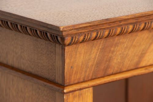 ANTIQUE OPEN BOOKCASE IN OAK WALNUT WITH THREE ADJUSTABLE SHELVES C1890 - ADDITIONAL PHOTO 2