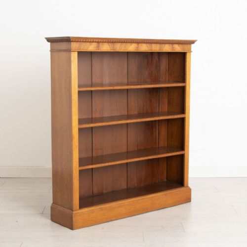 ANTIQUE OPEN BOOKCASE IN OAK WALNUT WITH THREE ADJUSTABLE SHELVES C1890 - ADDITIONAL PHOTO 3