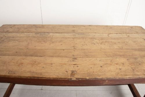 19TH CENTURY RUSTIC FRENCH FARMHOUSE DINING TABLE - ADDITIONAL PHOTO 4