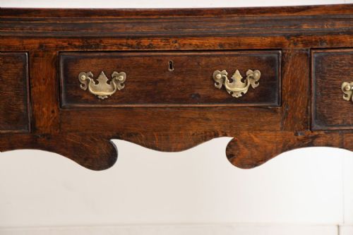 GEORGIAN OAK DRESSER BASE WITH FOUR DRAWERS - ADDITIONAL PHOTO 3