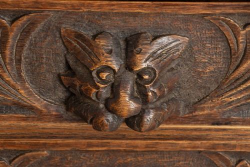 HIGHLY CARVED GREEN MAN STYLE OAK WELLINGTON CHEST C1900 - ADDITIONAL PHOTO 1