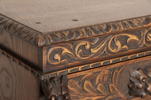 HIGHLY CARVED GREEN MAN STYLE OAK WELLINGTON CHEST C1900 - ADDITIONAL PHOTO 3