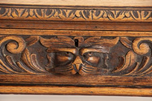 LATE 19TH CENTURY SOLID OAK GREEN MAN STYLE DESK - ADDITIONAL PHOTO 5