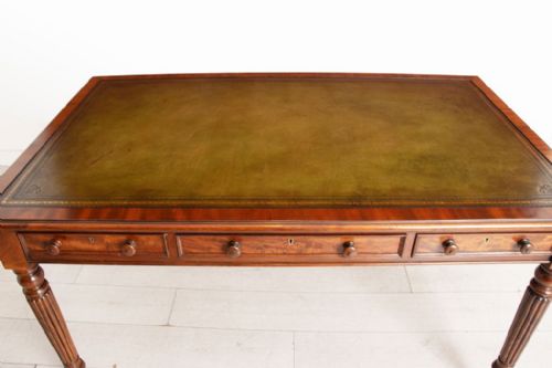 EARLY VICTORIAN MAHOGANY WRITING TABLE WITH GREEN LEATHER TOP C1840 - ADDITIONAL PHOTO 2