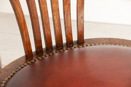 ANTIQUE DESK CHAIR IN OAK WITH BURGUNDY LEATHER SEAT C1900 - ADDITIONAL PHOTO 6