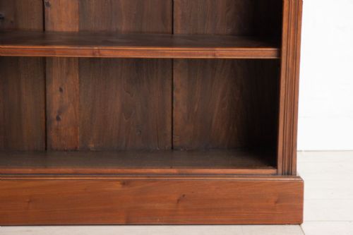 VICTORIAN OPEN BOOKCASE IN WALNUT C1890 - ADDITIONAL PHOTO 4