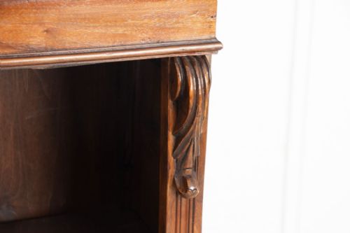 VICTORIAN OPEN BOOKCASE IN WALNUT C1890 - ADDITIONAL PHOTO 5