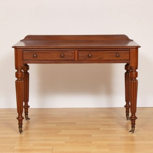 VICTORIAN MAHOGANY SIDE TABLE ON TURNED REEDED LEGS C1870 - ADDITIONAL PHOTO 1