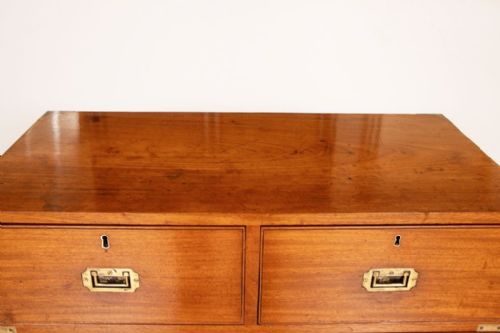 ANTIQUE MAHOGANY BRASS BOUND MILITARY CAMPAIGN CHEST WITH OAK LINED DRAWERS C1850 - ADDITIONAL PHOTO 3