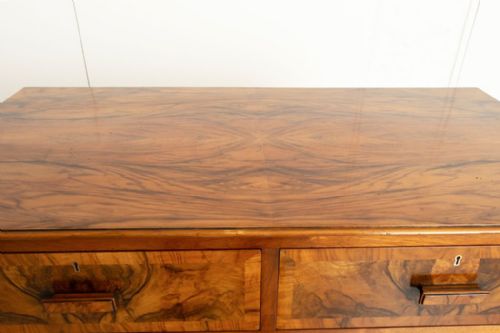 WALNUT BURR WALNUT MAHOGANY LINED CHEST OF DRAWERS BY WARING GILLOW C1910 - ADDITIONAL PHOTO 5