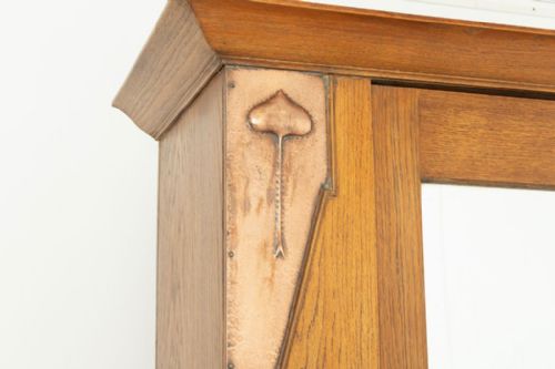 ARTS CRAFTS OAK HALL CUPBOARD C1900 - ADDITIONAL PHOTO 1