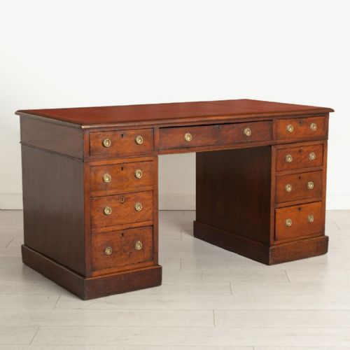 ANTIQUE LEATHER TOPPED MAHOGANY PEDESTAL DESK C1850 - ADDITIONAL PHOTO 1