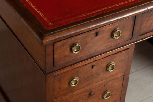 ANTIQUE LEATHER TOPPED MAHOGANY PEDESTAL DESK C1850 - ADDITIONAL PHOTO 7