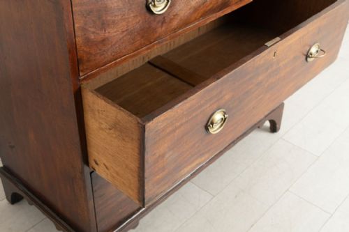 19TH CENTURY CHEST OF DRAWERS IN MAHOGANY - ADDITIONAL PHOTO 7