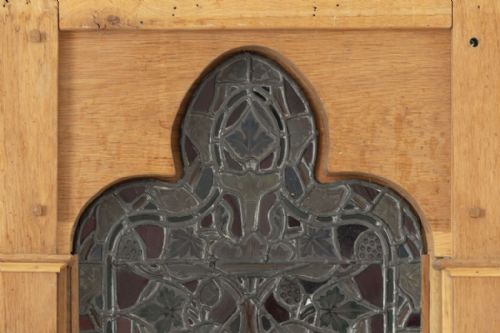 19TH CENTURY STAINED GLASS PANEL DEPICTING BIBLICAL SCENE MOUNTED IN LATER BACKLIT FRAME - ADDITIONAL PHOTO 2