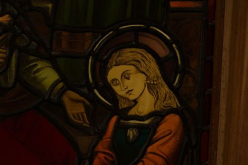 19TH CENTURY STAINED GLASS PANEL DEPICTING BIBLICAL SCENE MOUNTED IN LATER BACKLIT FRAME - ADDITIONAL PHOTO 9