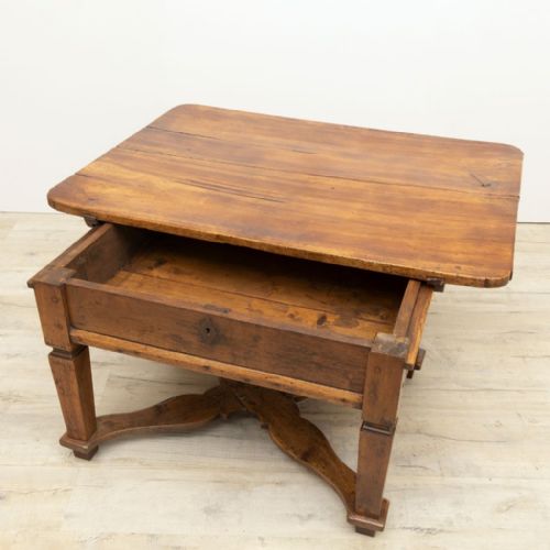 FRENCH TYROLEAN WALNUT COFFEE TABLE WITH SLIDING TOP FOR STORAGE - ADDITIONAL PHOTO 4