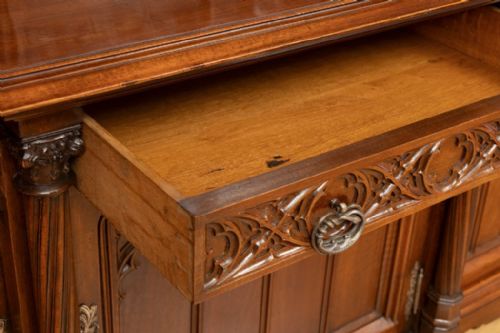 ANTIQUE GOTHIC REVIVAL WALNUT BREAKFRONT BOOKCASE NORTHERN EUROPEAN C1890 - ADDITIONAL PHOTO 9