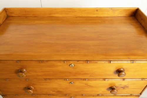 19TH CENTURY FAUX BAMBOO PINE CHEST OF DRAWERS - ADDITIONAL PHOTO 1