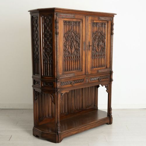 LATE 19TH CENTURY GOTHIC REVIVAL CREEDENCE CABINET - ADDITIONAL PHOTO 3