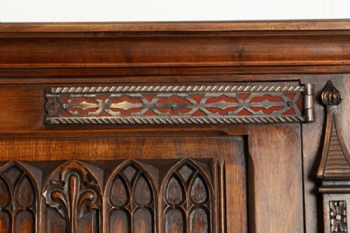 LATE 19TH CENTURY GOTHIC REVIVAL CREEDENCE CABINET - ADDITIONAL PHOTO 4