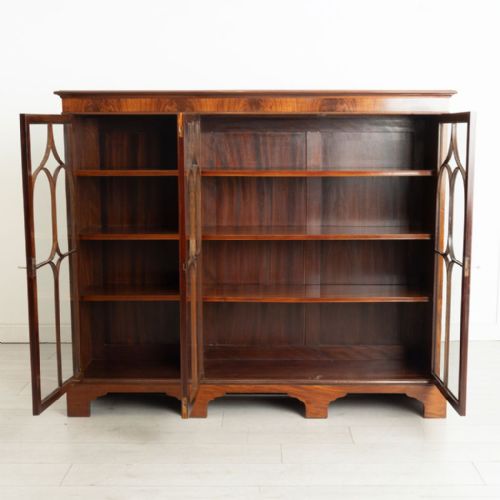 ANTIQUE MAHOGANY TRIPLE DOOR GLAZED BOOKCASE BY WYLIE LOCHHEAD OF GLASGOW C1900 - ADDITIONAL PHOTO 4