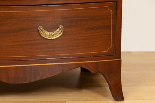 GEORGIAN MAHOGANY CHEST OF DRAWERS WITH STRING BANDING ORIGINAL HANDLES - ADDITIONAL PHOTO 4
