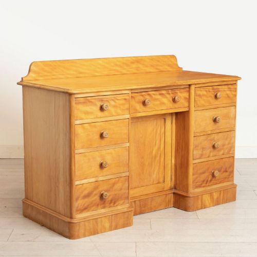 VICTORIAN KNEEHOLE DESK IN SATIN BIRCH C1860 - ADDITIONAL PHOTO 1