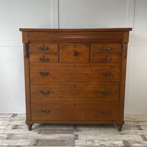 c1900 oak chest of drawers - CATEGORY: ANTIQUE CHEST OF DRAWERS - DATED 1900