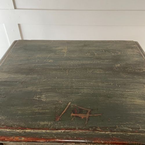 VICTORIAN PAINTED MAHOGANY BANK OF DRAWERS - ADDITIONAL PHOTO 8
