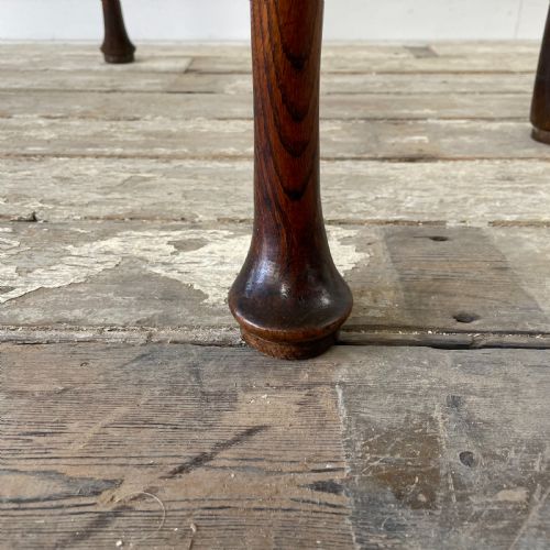 18TH C OAK LOW BOY - ADDITIONAL PHOTO 6