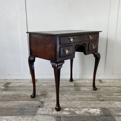 18TH C OAK LOW BOY - ADDITIONAL PHOTO 9