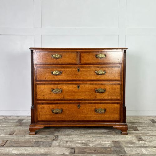 early 19th c oak chest of drawers - CATEGORY: ANTIQUE CHEST OF DRAWERS - DATED 19TH CENTURY