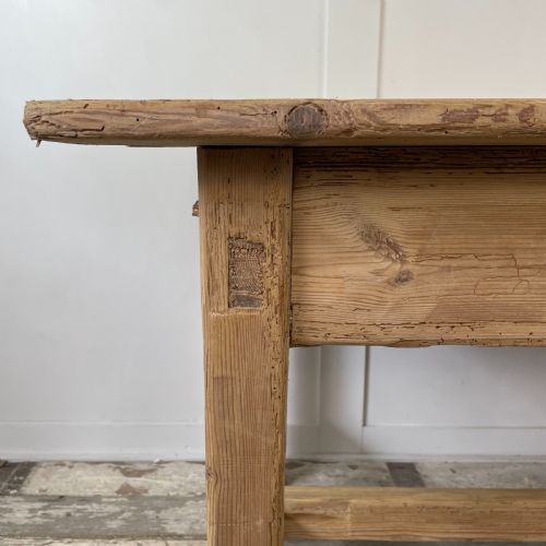 EARLY 19TH C PINE FARMHOUSE KITCHEN TABLE - ADDITIONAL PHOTO 2