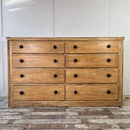 large 19th c pine chest of drawers - CATEGORY: ANTIQUE CHEST OF DRAWERS - DATED 19TH CENTURY