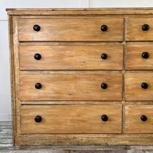 LARGE 19TH C PINE CHEST OF DRAWERS - ADDITIONAL PHOTO 6