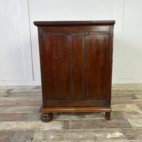 17TH C OAK CHEST OF DRAWERS - ADDITIONAL PHOTO 12
