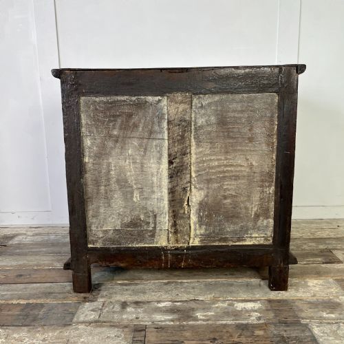 17TH C OAK CHEST OF DRAWERS - ADDITIONAL PHOTO 16