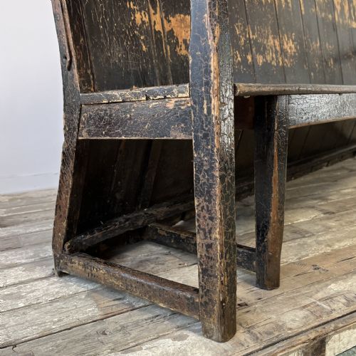 EARLY 19TH C PINE TAVERN SETTLE - ADDITIONAL PHOTO 4