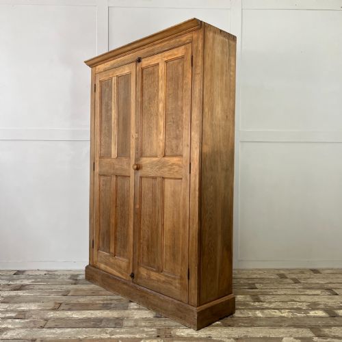 EARLY 20TH C OAK CUPBOARD - ADDITIONAL PHOTO 7