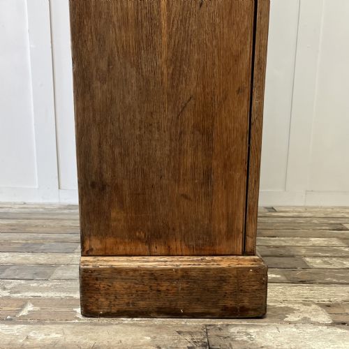EARLY 20TH C OAK CUPBOARD - ADDITIONAL PHOTO 12