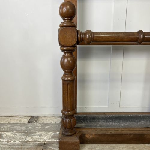 LARGE 19TH C OAK COAT AND HAT STAND - ADDITIONAL PHOTO 2