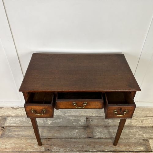 18TH C OAK LOWBOY - ADDITIONAL PHOTO 3