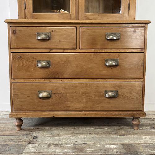VICTORIAN PINE GLAZED DRESSER - ADDITIONAL PHOTO 1