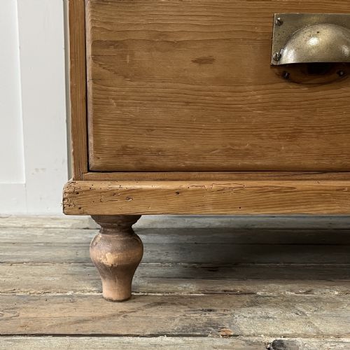 VICTORIAN PINE GLAZED DRESSER - ADDITIONAL PHOTO 2