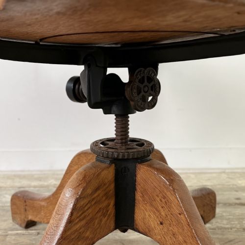 VICTORIAN OAK TILTING OFFICE CHAIR - ADDITIONAL PHOTO 3