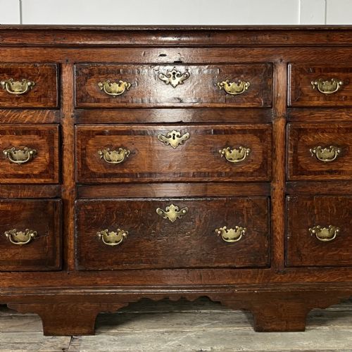 18TH C OAK NINE DRAWER DRESSER BASE - ADDITIONAL PHOTO 4